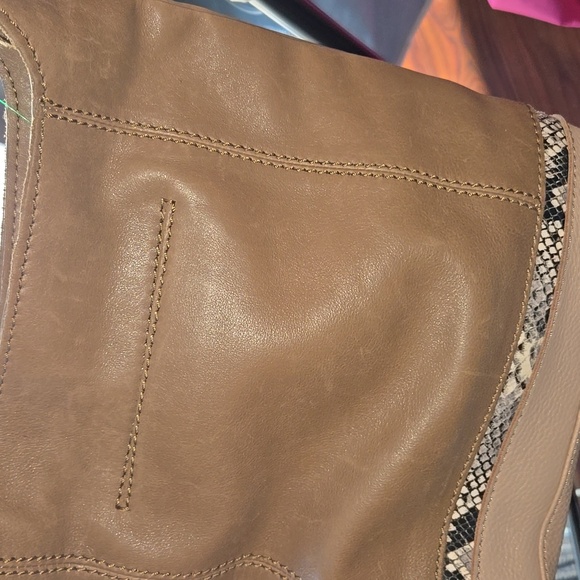 The Sack Shoulder Bag with snake skin print, EUC - Picture 4 of 7
